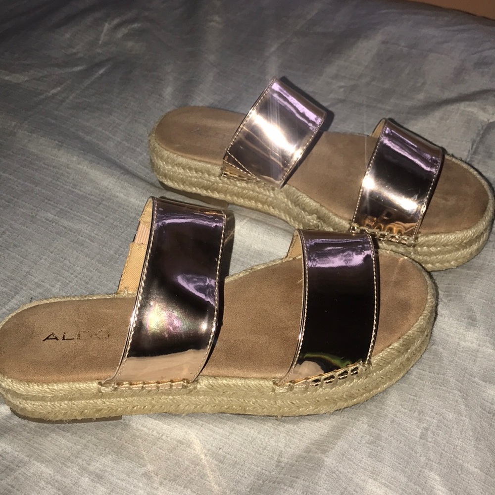 Aldo Sandals